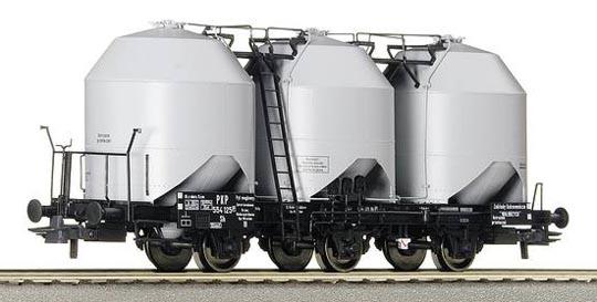 3 axle Coal powder silo car<br /><a href='images/pictures/Roco/47315.jpg' target='_blank'>Full size image</a>